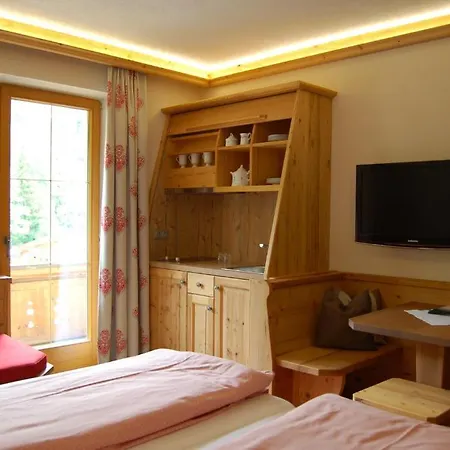 Szálloda Schweizerhof 3*