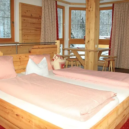 Schweizerhof מלון אובראו