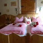 Schweizerhof Hotel Oberau